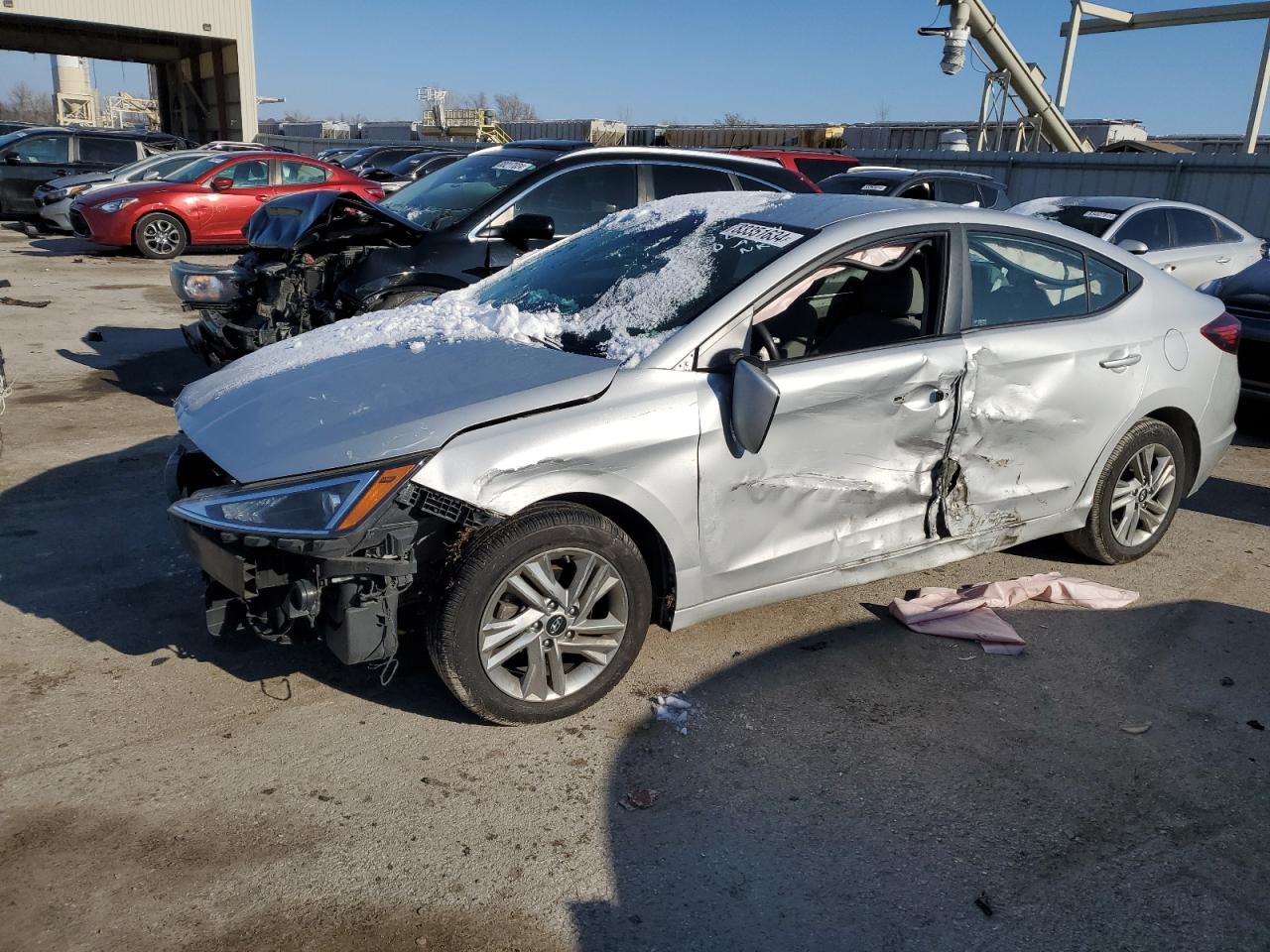 HYUNDAI ELANTRA SEL