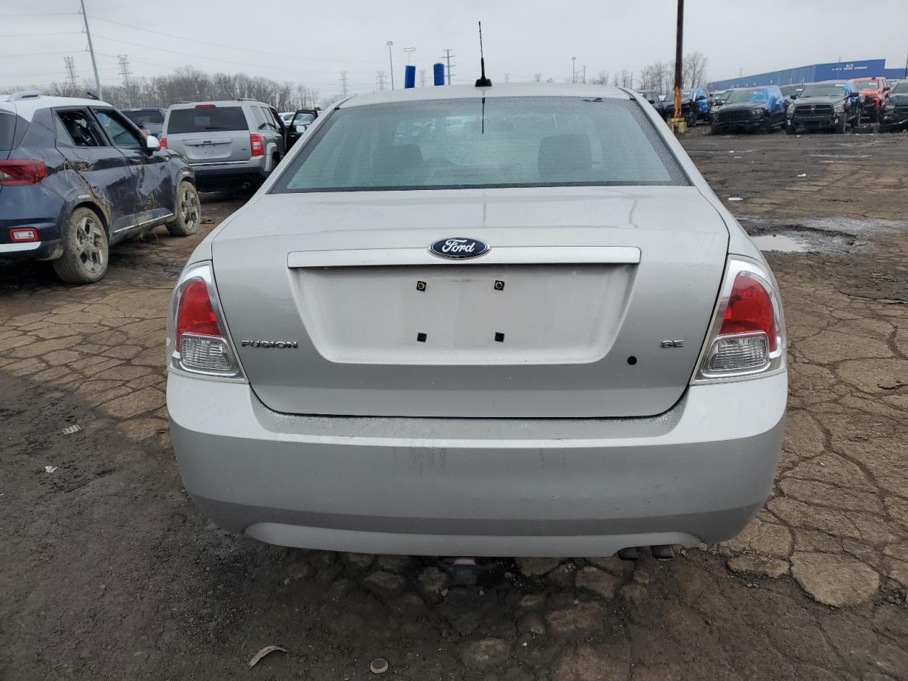 Lot #3033050023 2008 FORD FUSION SE