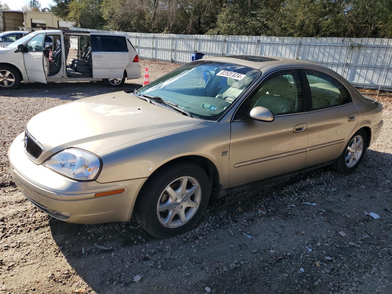 Lot #3022320581 2000 MERCURY SABLE LS P