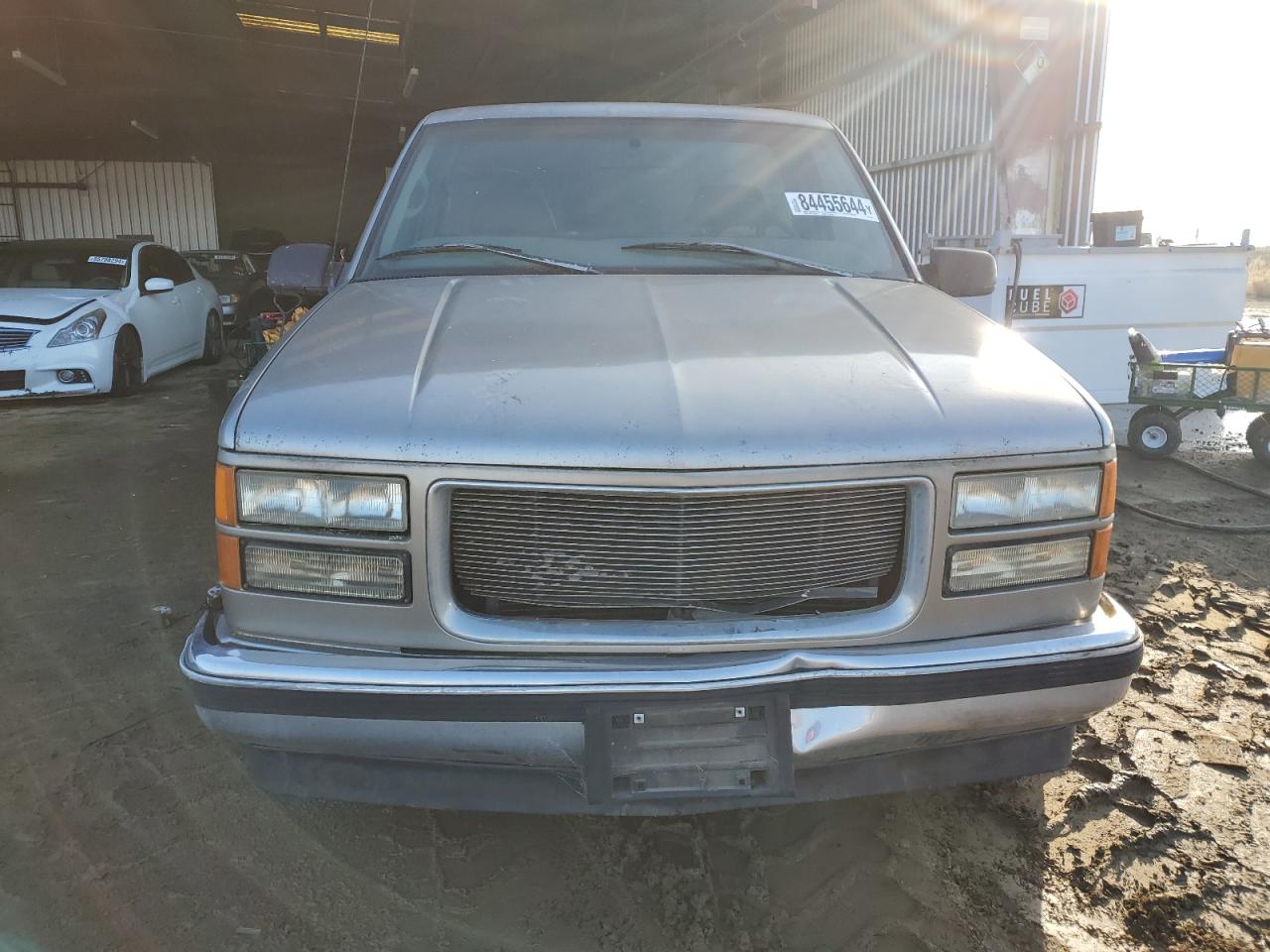 Lot #3033143012 1998 GMC SIERRA C15