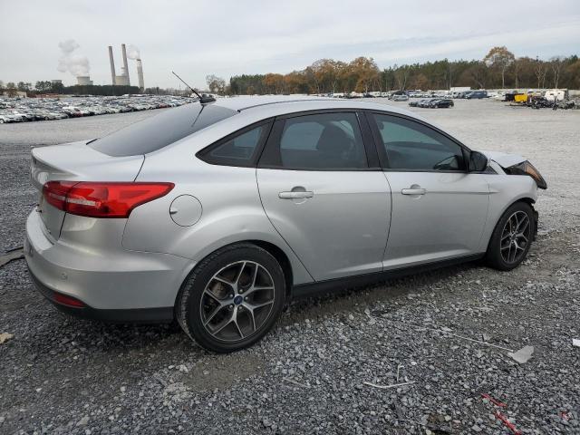 VIN 1FADP3H25HL240956 2017 FORD FOCUS no.3