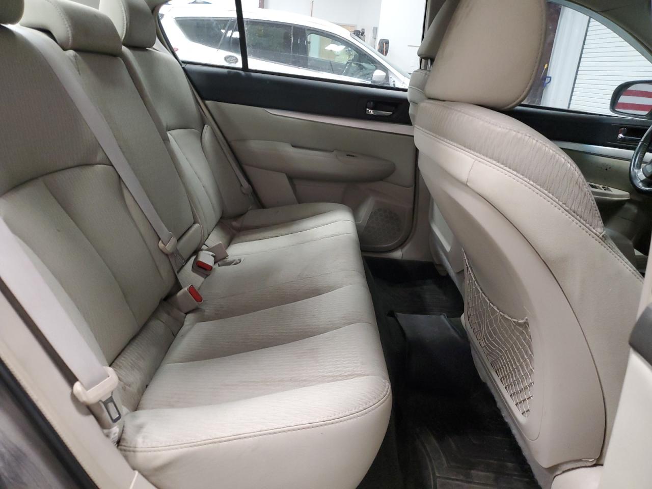 SUBARU LEGACY 2.5I PREMIUM