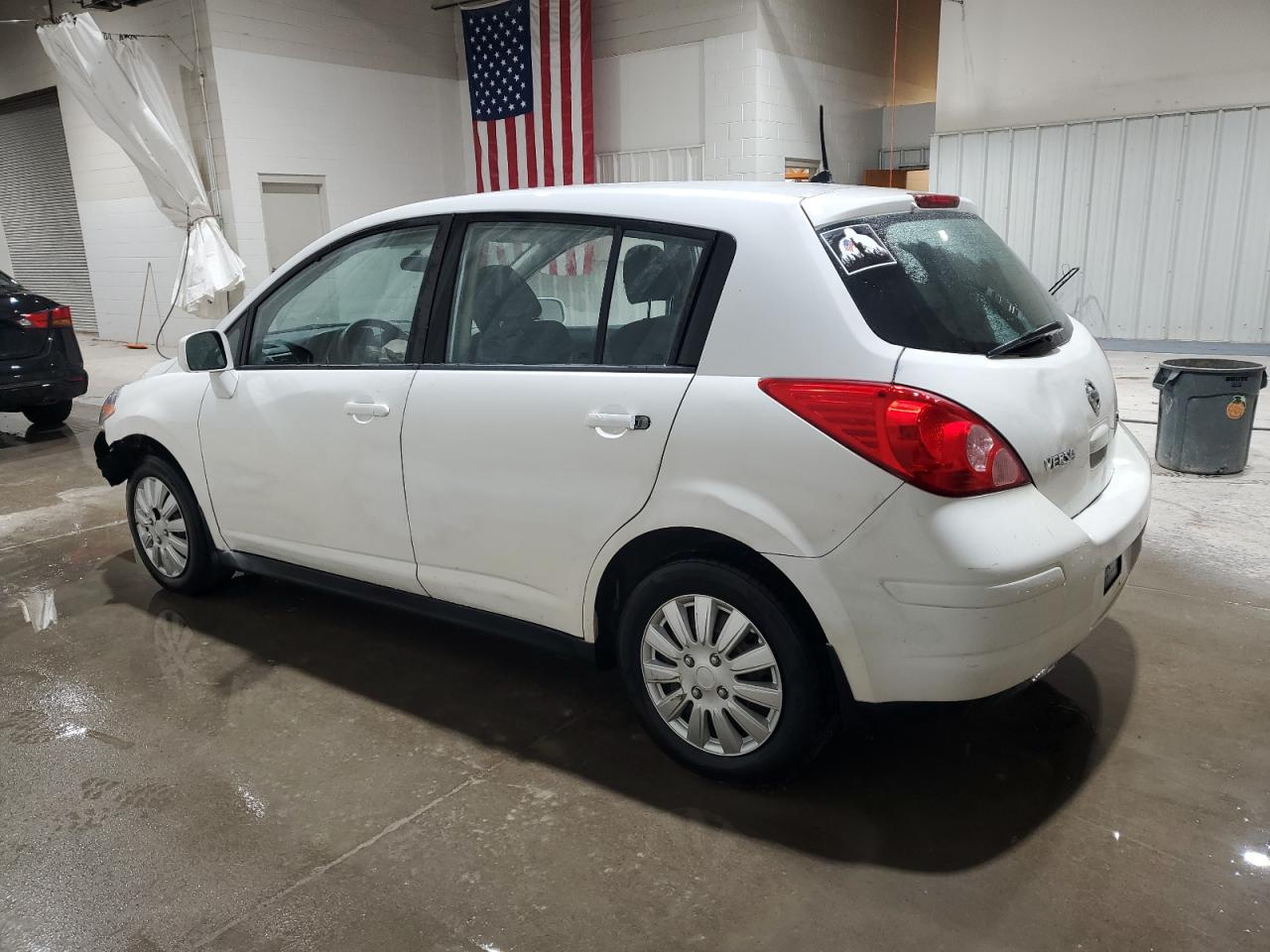 Lot #3033022030 2010 NISSAN VERSA S