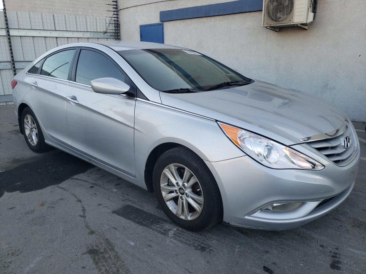 Lot #3024709685 2013 HYUNDAI SONATA GLS