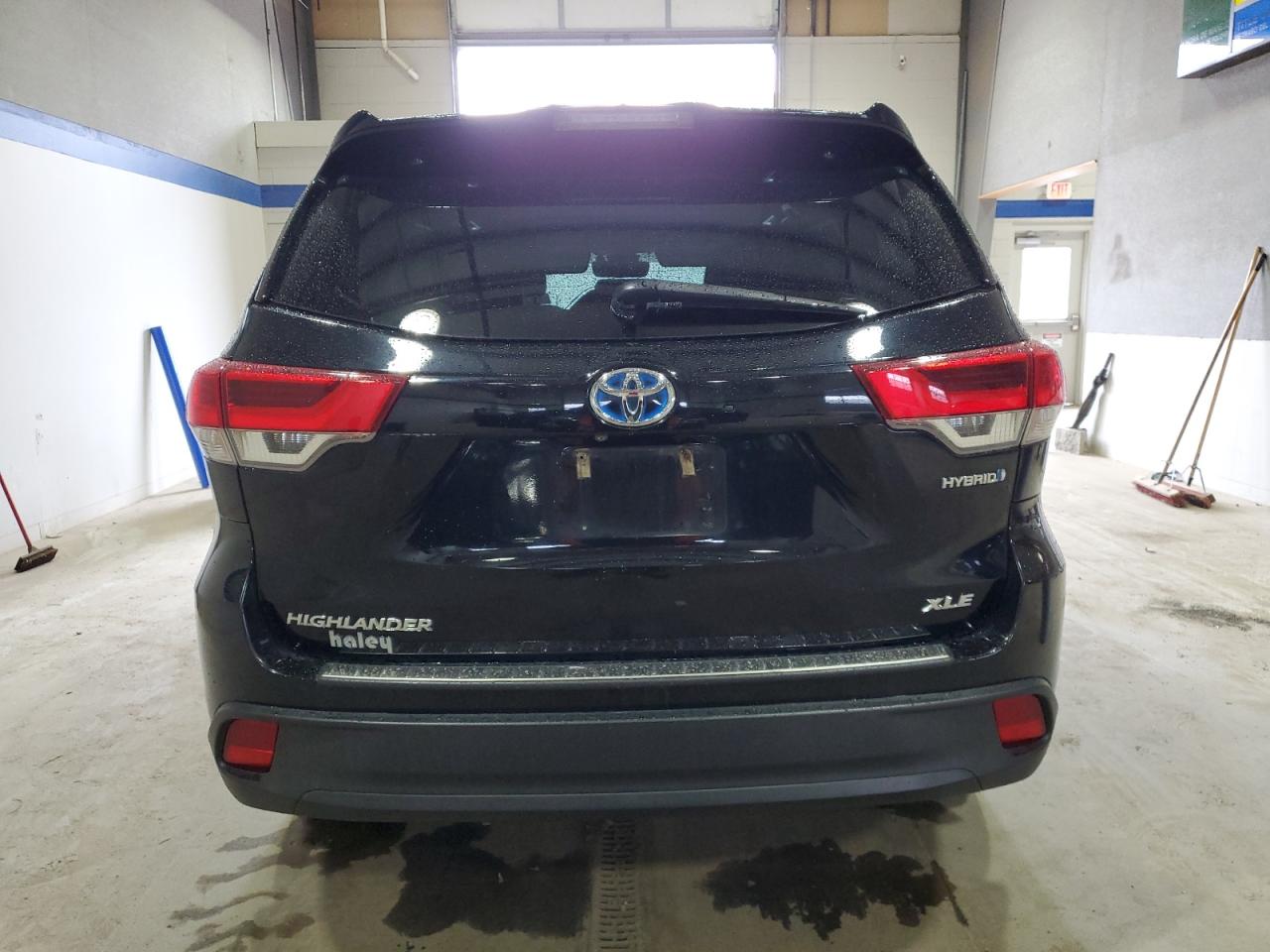 Lot #3025816310 2019 TOYOTA HIGHLANDER