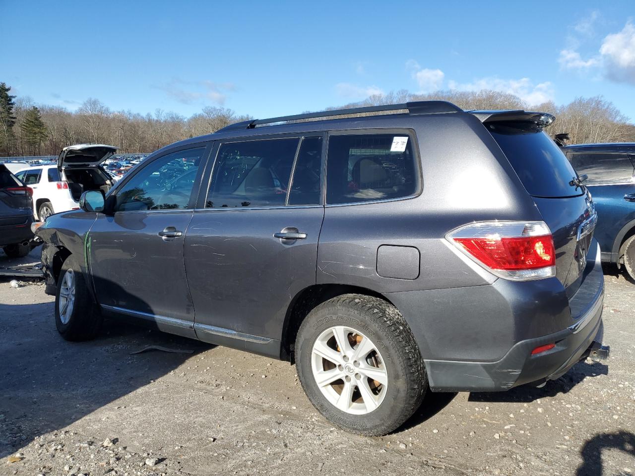 Lot #3033121000 2013 TOYOTA HIGHLANDER