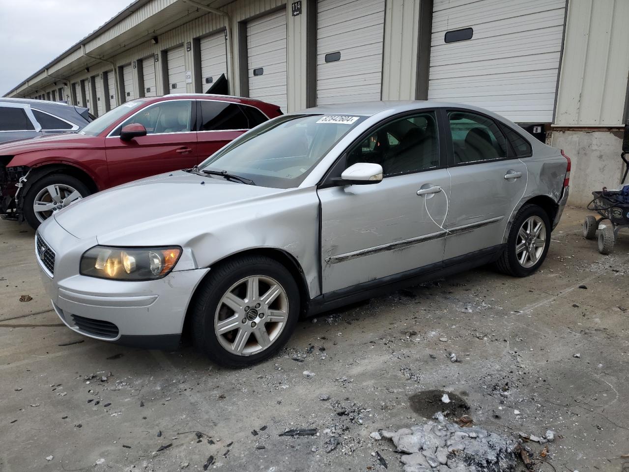 Lot #3056374394 2006 VOLVO S40 2.4I