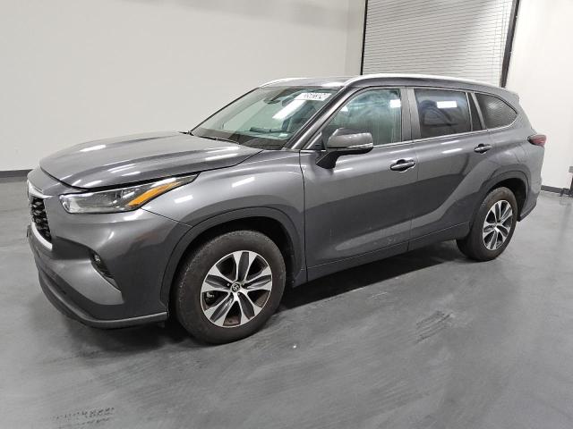 TOYOTA HIGHLANDER