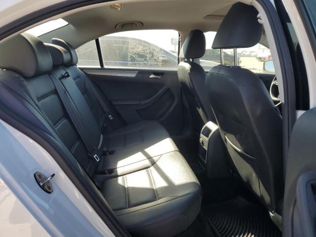 2018 VOLKSWAGEN JETTA SE - 3VWDB7AJ9JM234354
