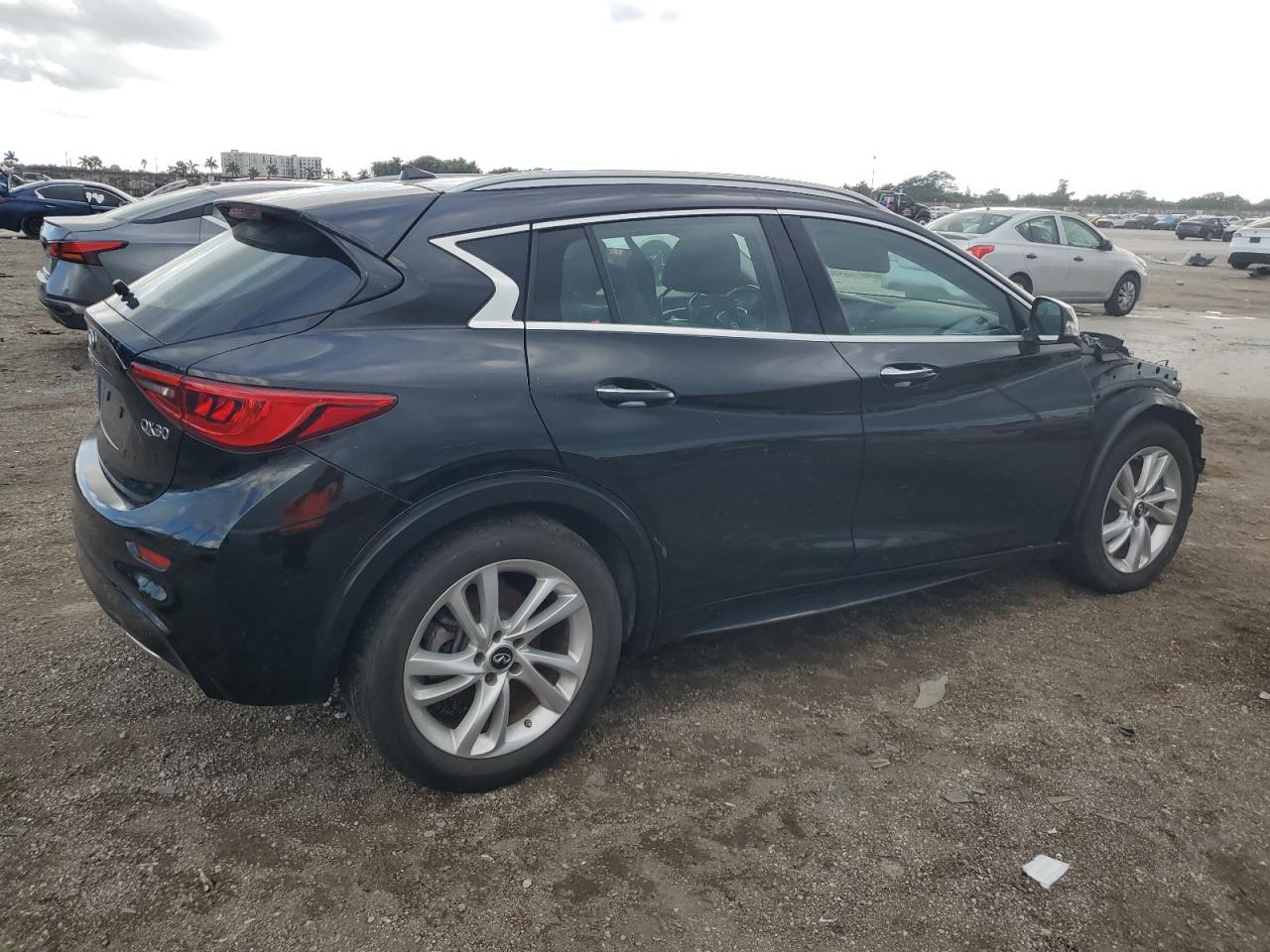 Lot #3044494732 2017 INFINITI QX30 BASE