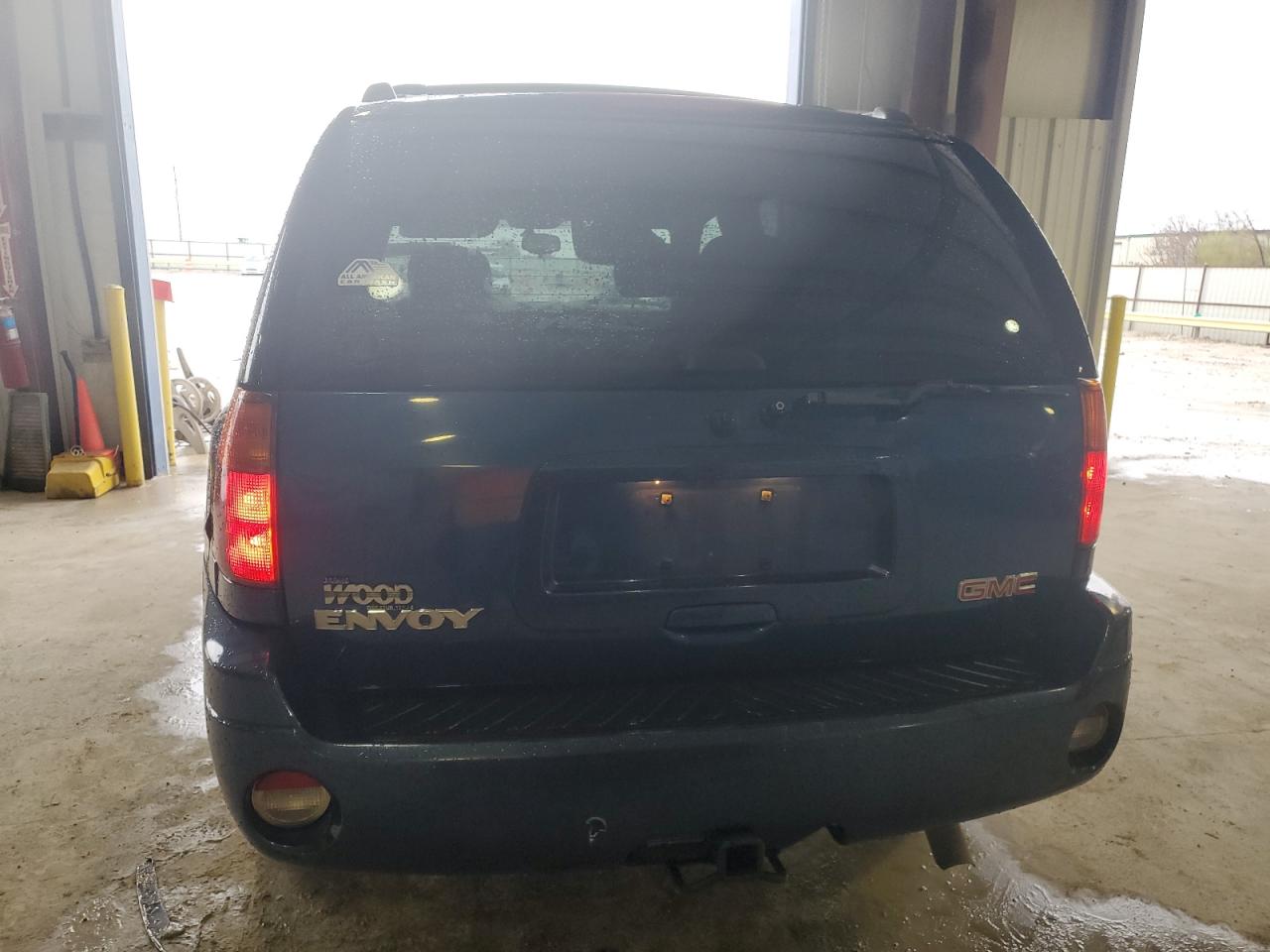 Lot #3037836247 2005 GMC ENVOY