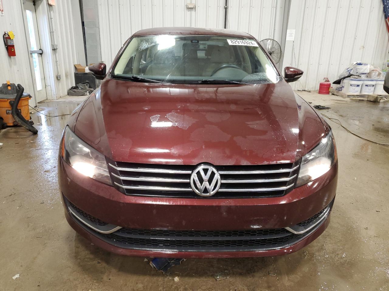 VOLKSWAGEN PASSAT SE