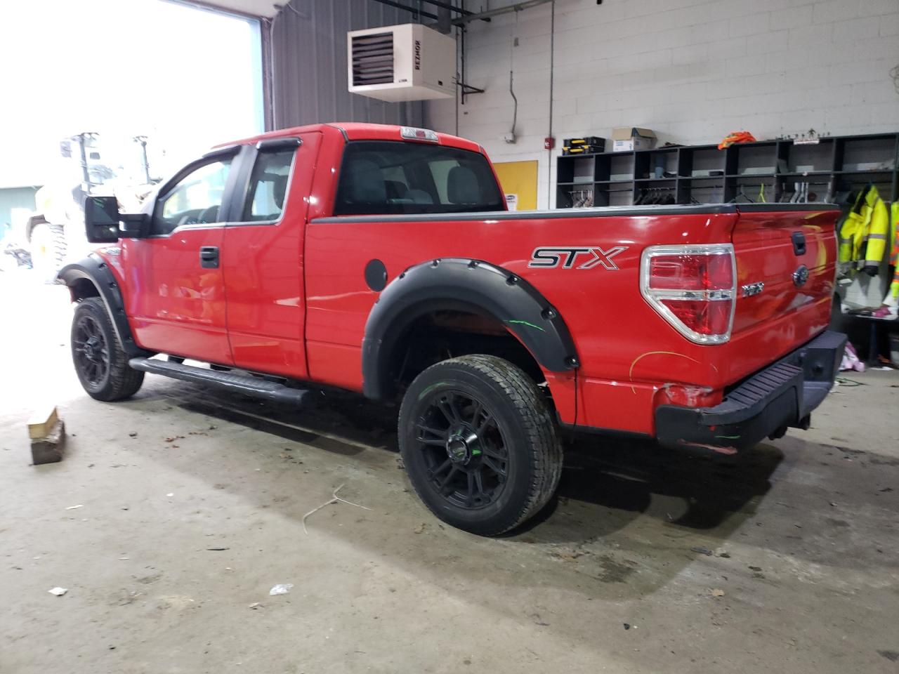 Lot #3041871411 2014 FORD F150 SUPER