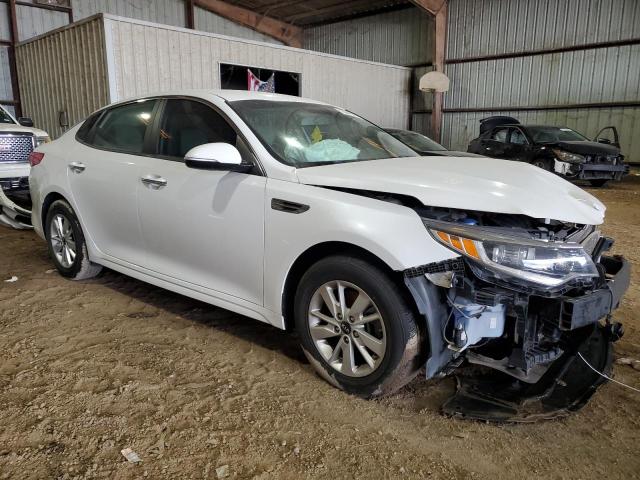 VIN 5XXGT4L3XHG137573 2017 KIA OPTIMA no.4