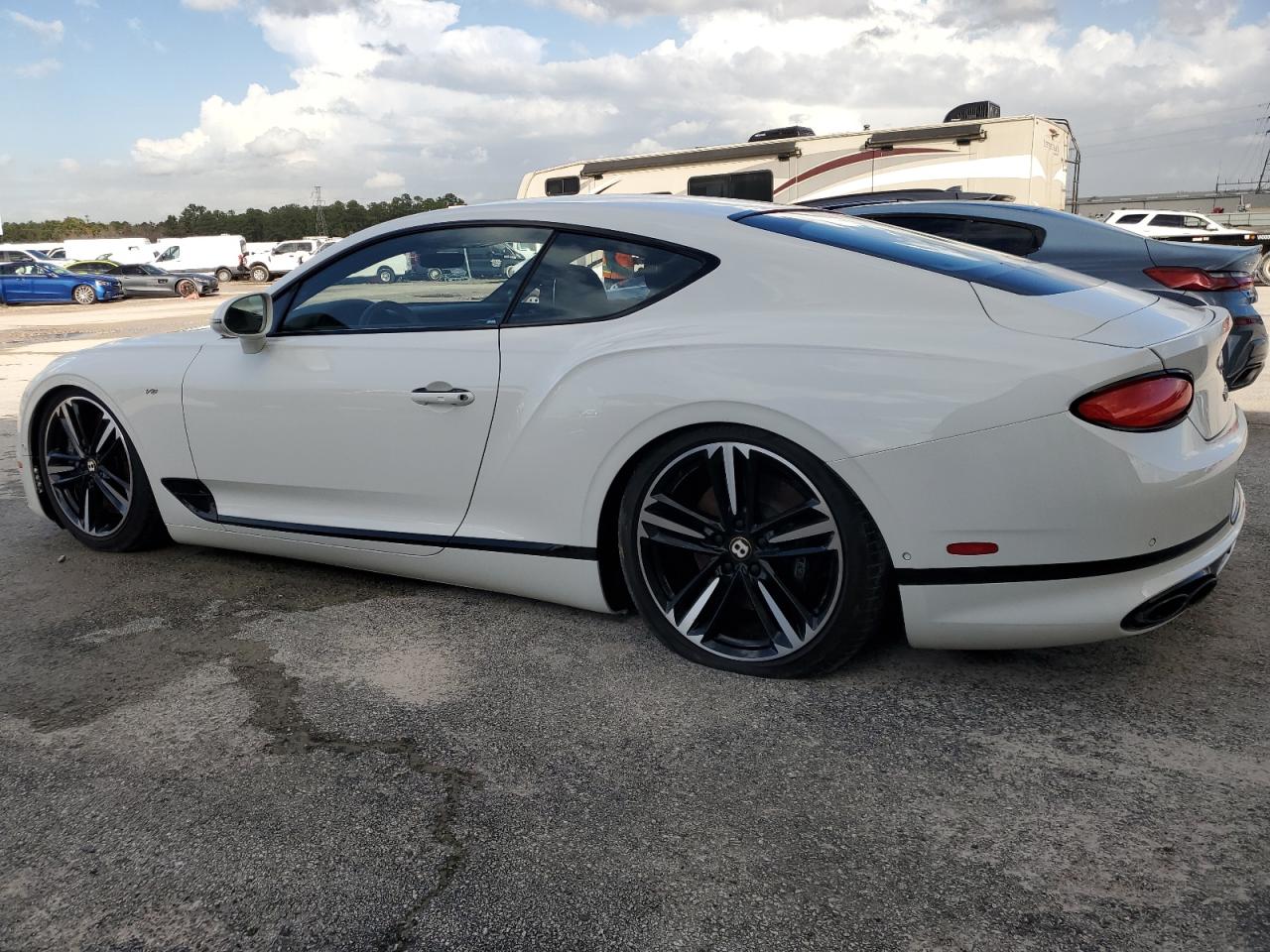 Lot #3026991800 2020 BENTLEY CONTINENTA