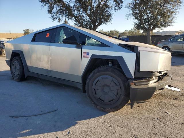 2024 TESLA CYBERTRUCK 7G2CEHED5RA031195