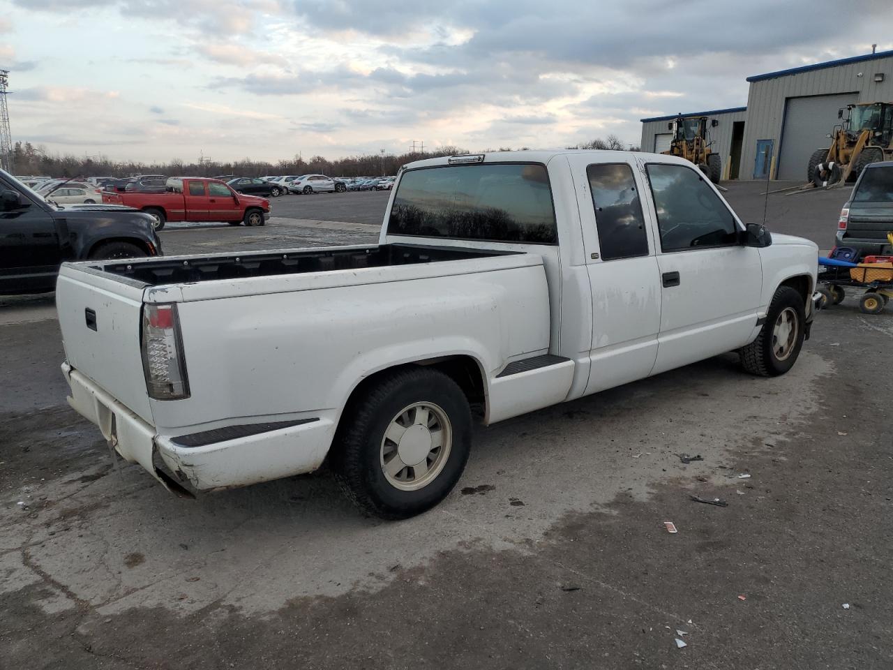 Lot #3029765265 1998 CHEVROLET GMT-400 C1