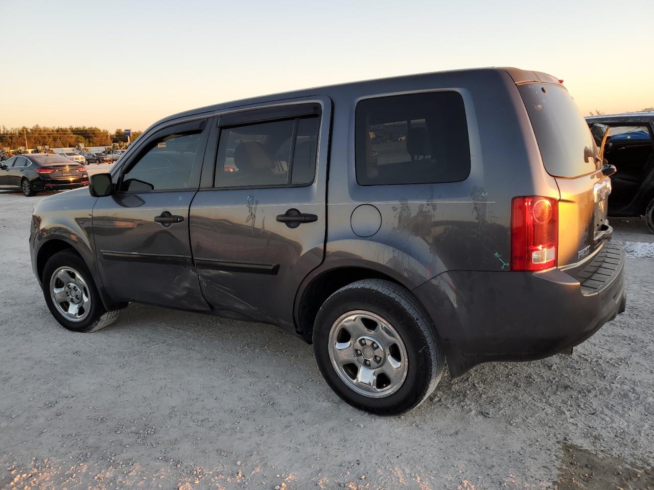 Lot #3033391910 2015 HONDA PILOT LX