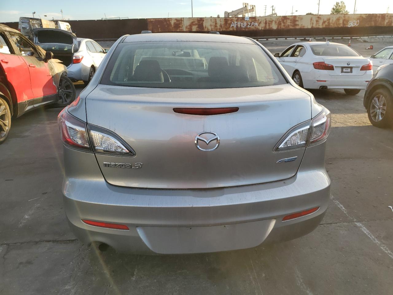 Lot #3030536463 2013 MAZDA 3 I