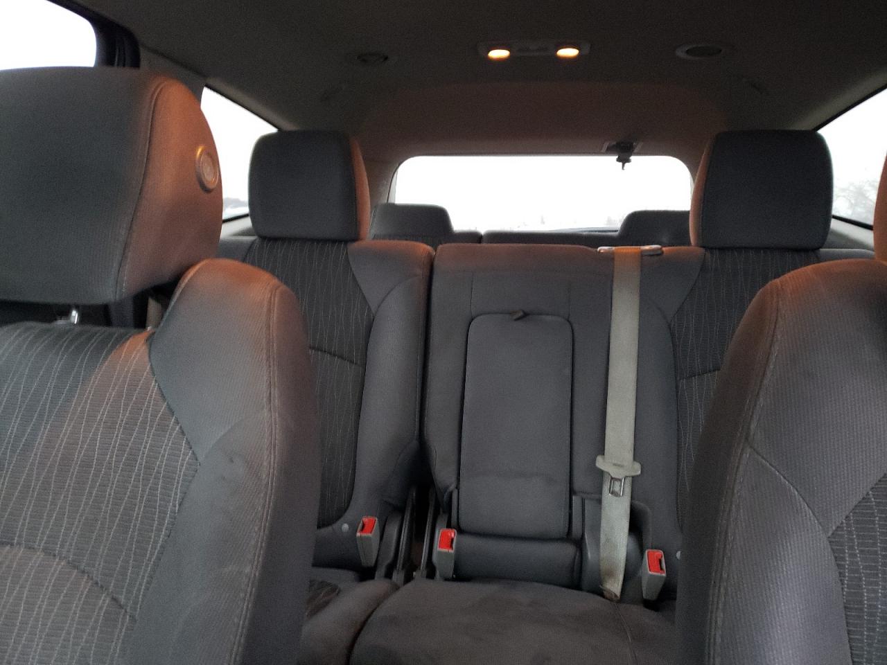 CHEVROLET TRAVERSE LS