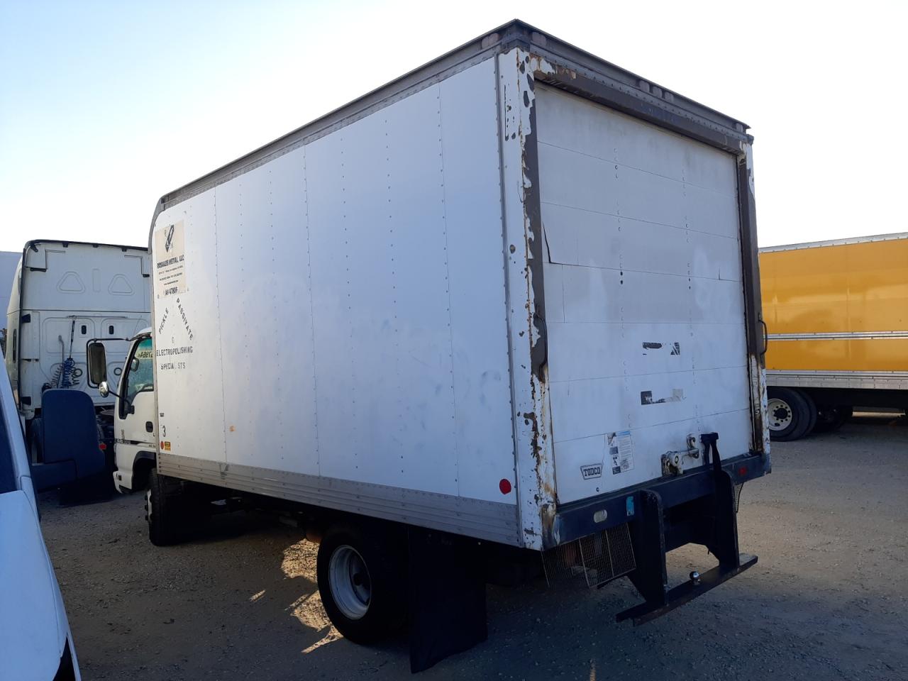 Lot #3023310248 2007 ISUZU NPR