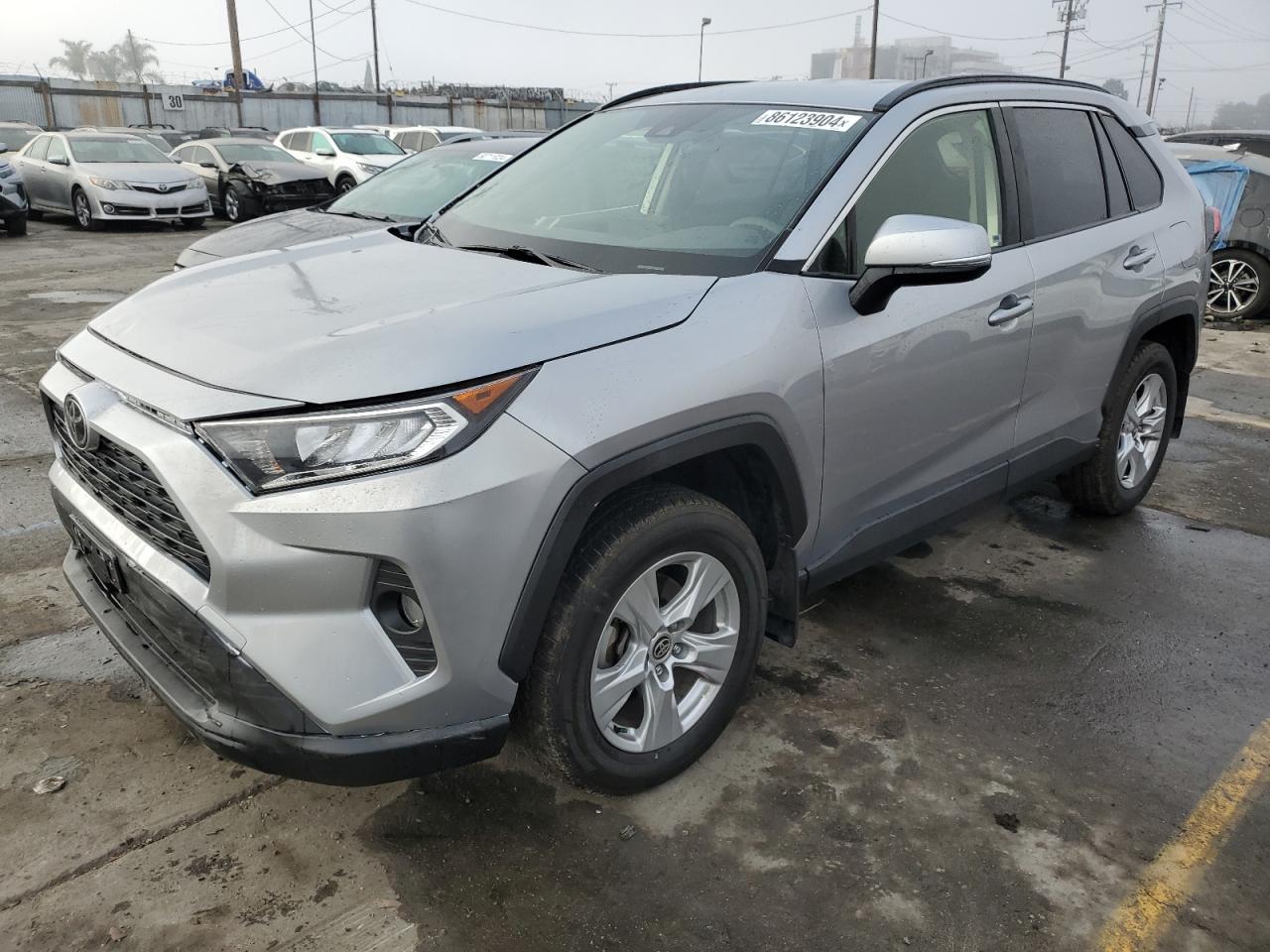 Lot #3030392465 2020 TOYOTA RAV4 XLE