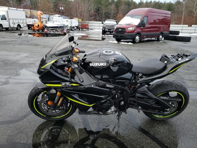 2023 SUZUKI GSX-R1000 JS1DM11H8P7100455