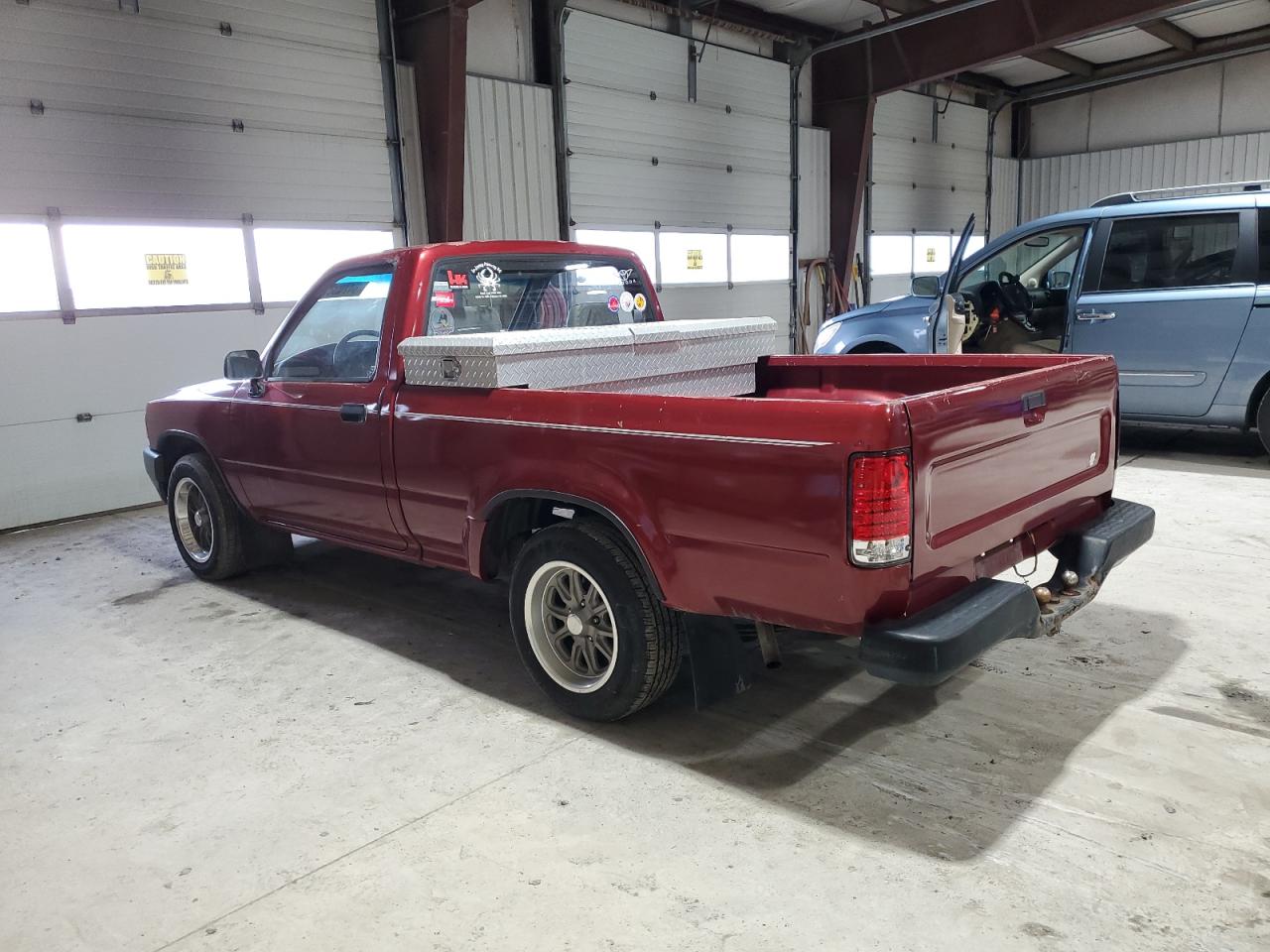 Lot #3029437696 1990 TOYOTA PICKUP 1/2