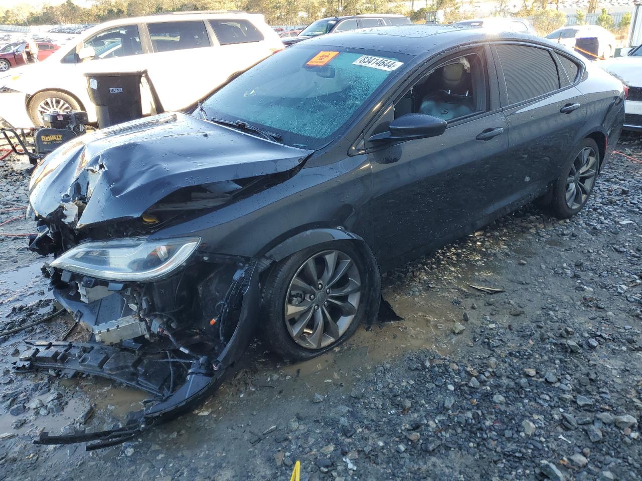  Salvage Chrysler 200