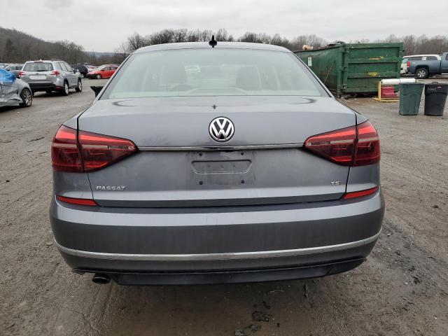 2017 VOLKSWAGEN PASSAT R-L - 1VWDT7A36HC049401