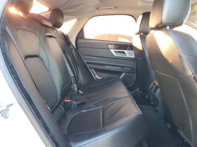 2017 JAGUAR XF SAJBR4BVXHCY33167