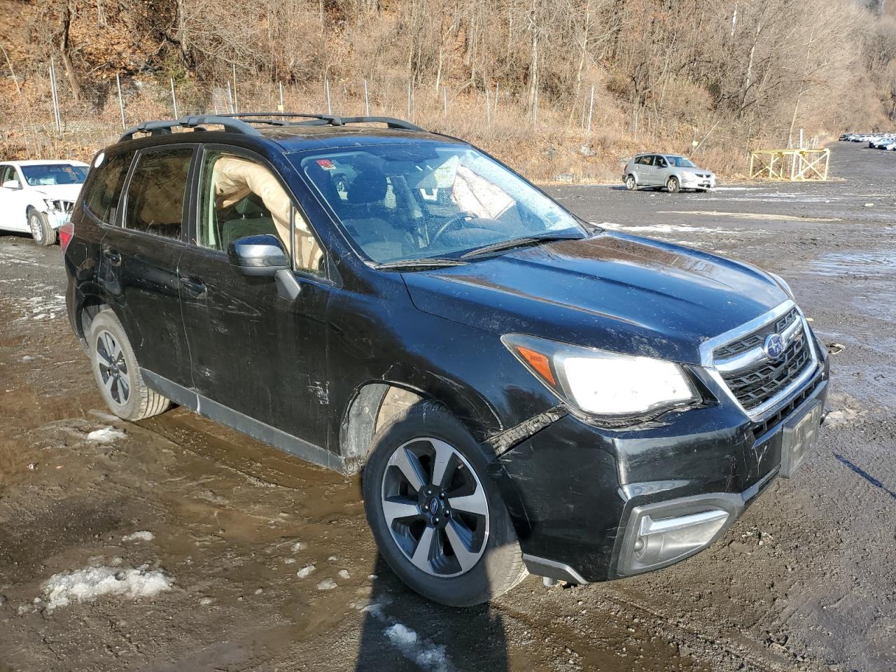 Lot #3045787634 2017 SUBARU FORESTER 2