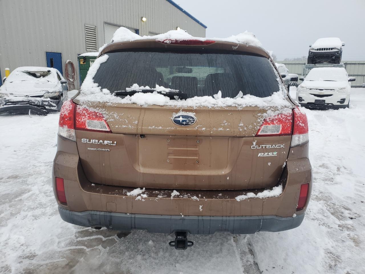 Lot #3030409533 2013 SUBARU OUTBACK 2.