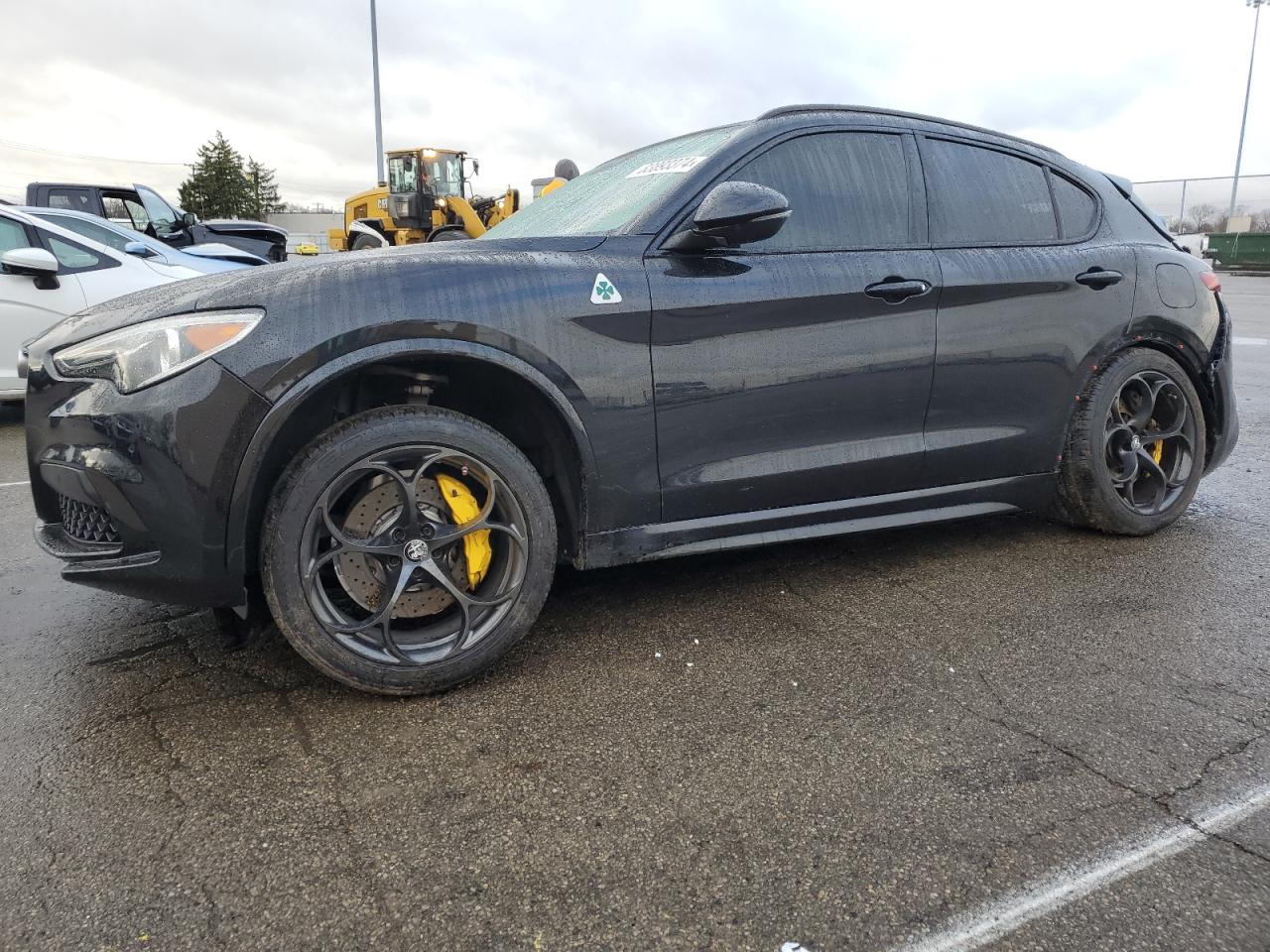  Salvage Alfa Romeo Stelvio