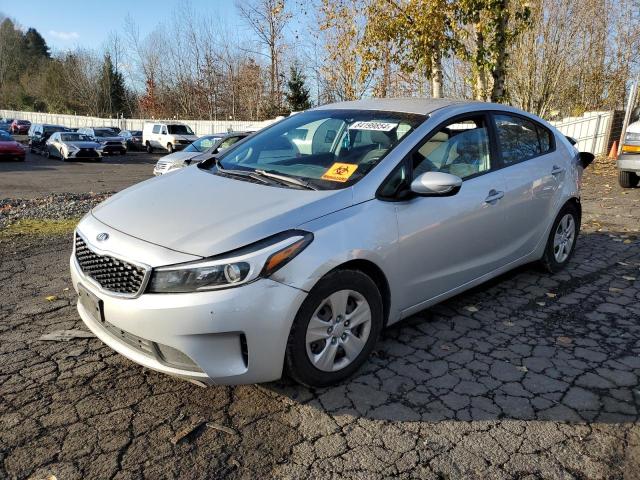 Vin: 3kpfk4a7xje281126, lot: 84199854, kia forte lx 2018 img_1