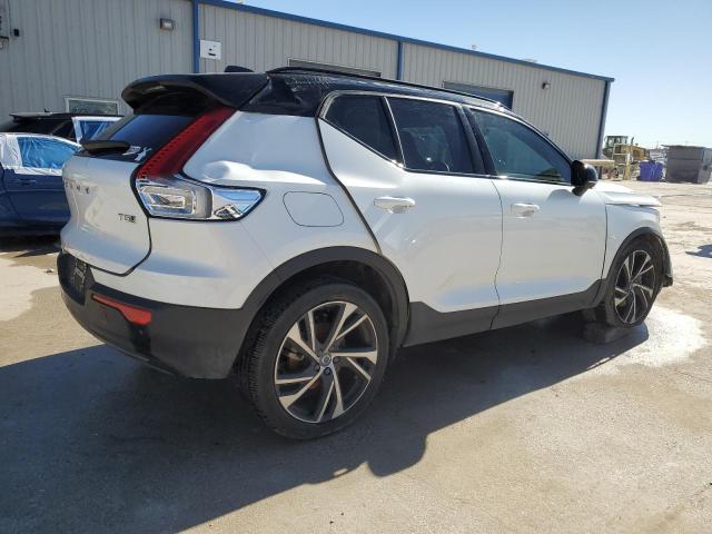 2022 VOLVO XC40 T5 R- - YV4162UM9N2722040