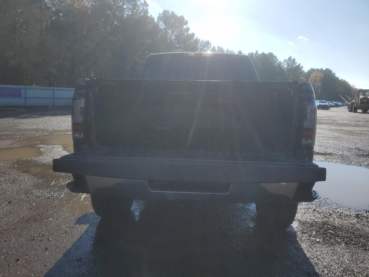 Lot #3026006000 2015 GMC SIERRA K15