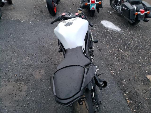 2013 KAWASAKI ZX636 E - JKBZXJE1XDA006842