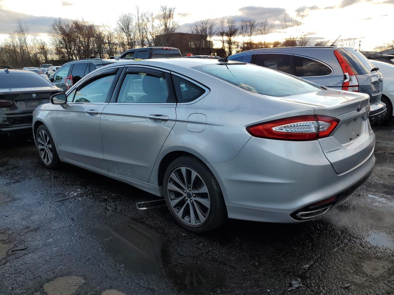 FORD FUSION SE