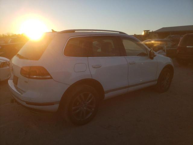 2016 VOLKSWAGEN TOUAREG TD WVGEP9BP4GD003630