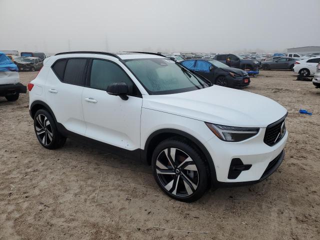 VIN YV4L12UC8S2452650 2025 VOLVO XC40 PLUS no.4