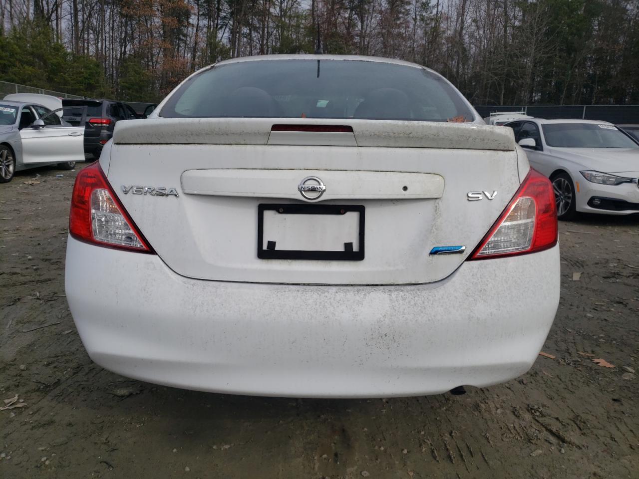 Lot #3033242841 2014 NISSAN VERSA S