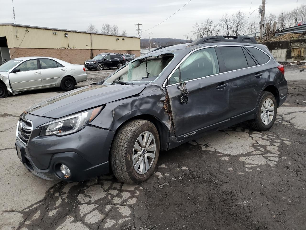 Lot #3033235853 2019 SUBARU OUTBACK 2.