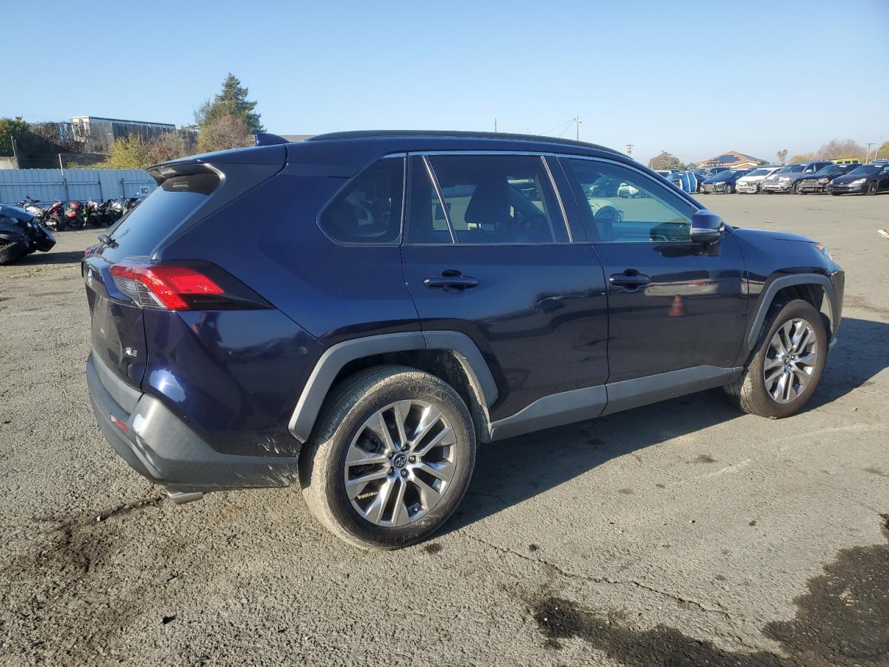 Lot #3029323701 2019 TOYOTA RAV4 XLE P