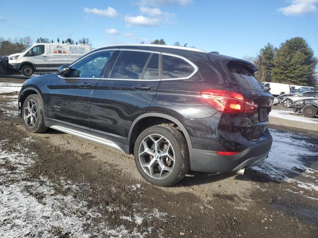 VIN WBXHT3C36J5L25132 2018 BMW X1 no.2