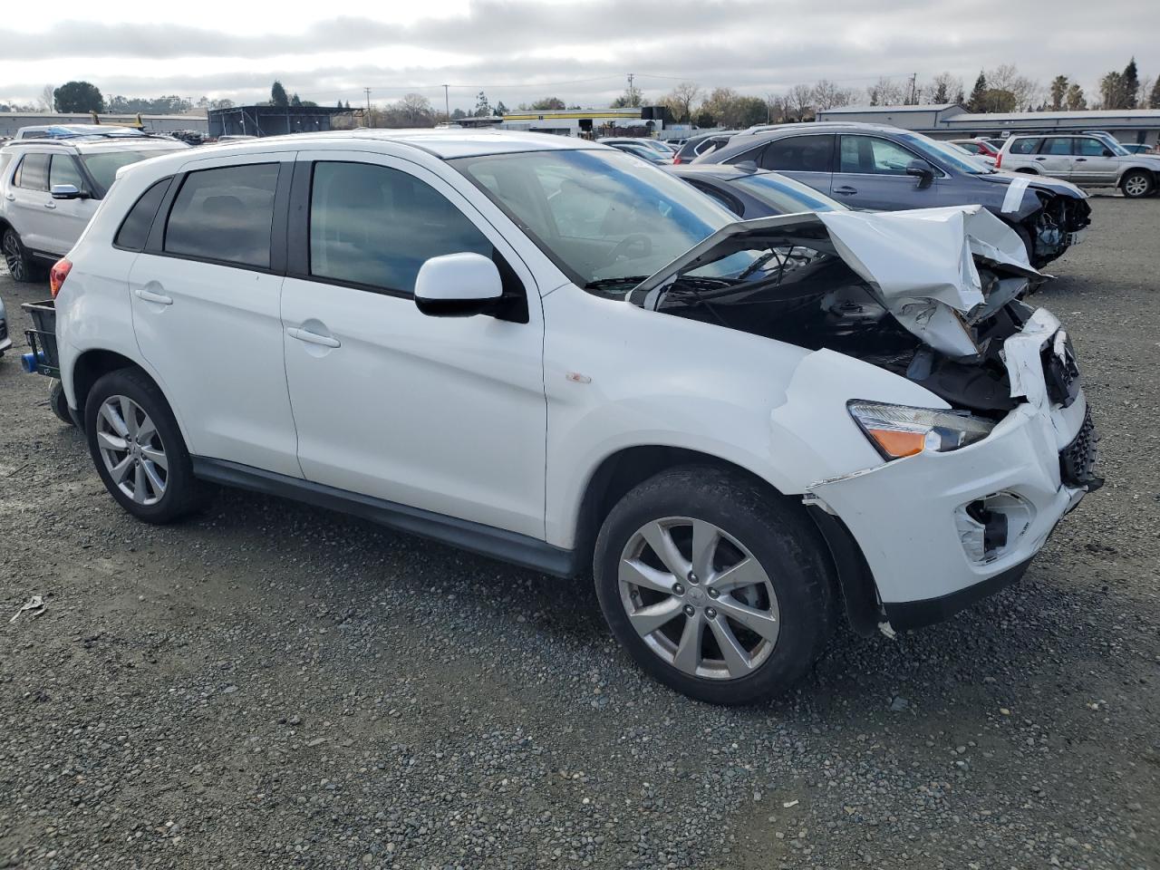 Lot #3028382809 2015 MITSUBISHI OUTLANDER