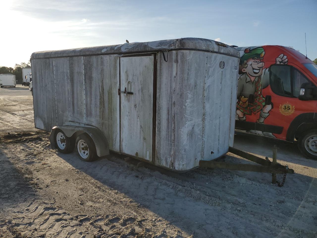 Lot #3037002768 1998 ROAD TRAILER