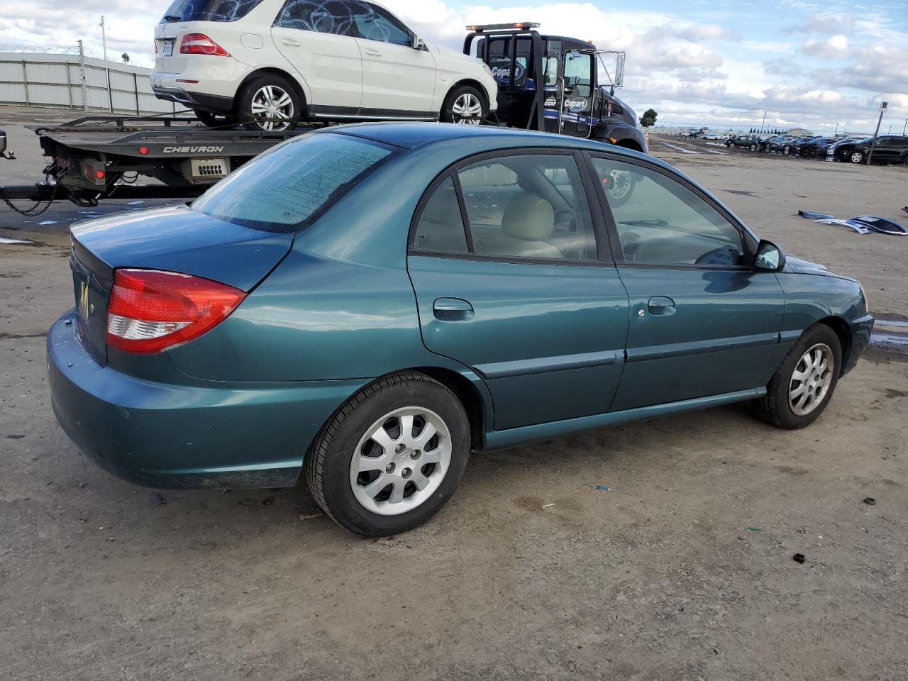 Lot #3044581242 2004 KIA RIO