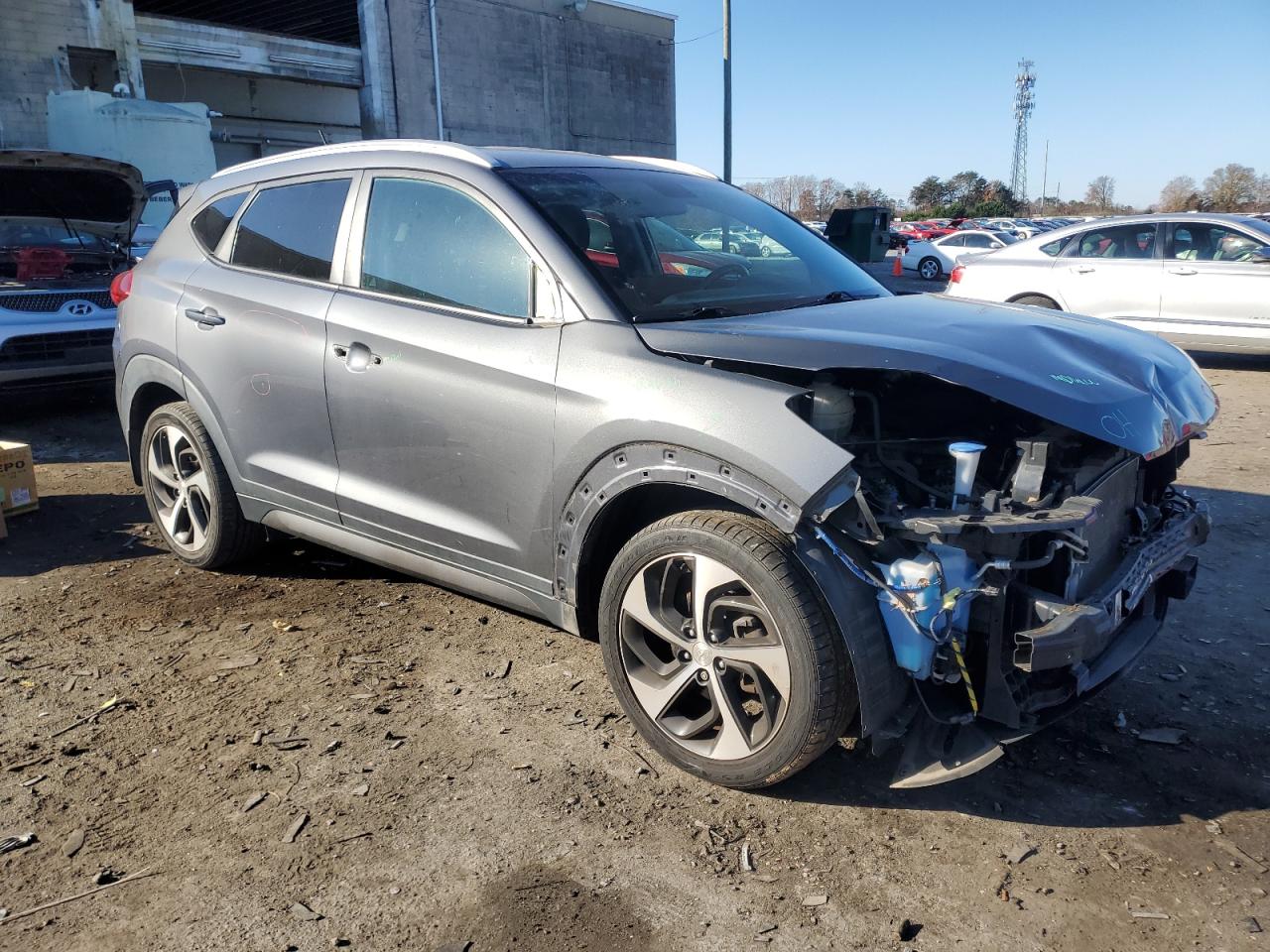 Lot #3034411095 2016 HYUNDAI TUCSON LIM