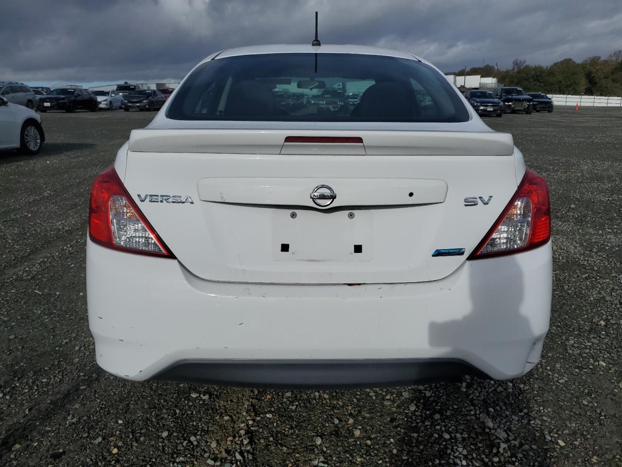 Lot #3025829352 2016 NISSAN VERSA S